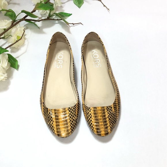 mk women's flat shoes